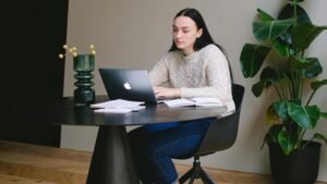 Guia ChatGPT: Como Ganhar Dinheiro Online Usando ChatGPT