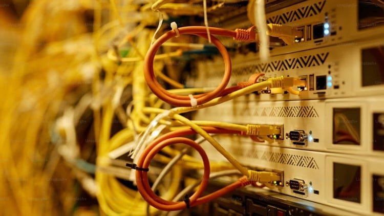 Cisco Packet Tracer: Setup a Three-Tier Switch Network