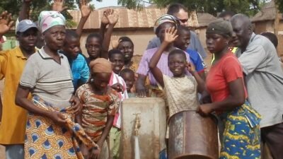 COMMUNITY SERVICE PROJECTS - ONLINE SURVEYS AND REPORTS
